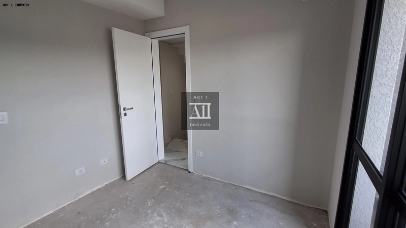 Sobrado para Venda em Curitiba, Xaxim, 3 dormitórios, 1 suíte, 3 banheiros, 3 vagas: 23ª foto da galeria de imagens do imóvel