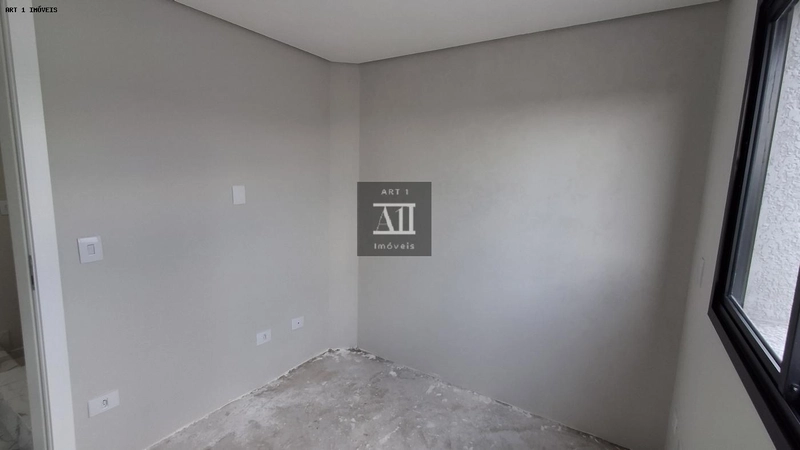 Sobrado para Venda em Curitiba, Xaxim, 3 dormitórios, 1 suíte, 3 banheiros, 3 vagas: 18ª foto da galeria de imagens do imóvel