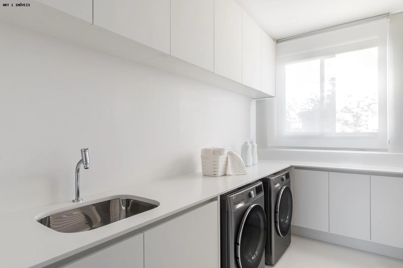 Apartamento para Venda em Curitiba, Batel, 3 dormitórios, 3 suítes, 4 banheiros, 3 vagas: 13ª foto da galeria de imagens do imóvel