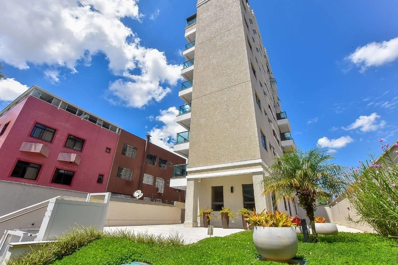 Apartamento para Venda em Curitiba, Bigorrilho, 2 dormitórios, 1 suíte, 2 banheiros, 2 vagas: 1ª foto da galeria de imagens do imóvel