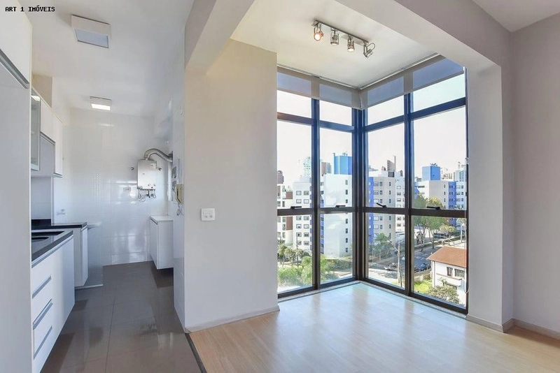 Cobertura para Venda em Curitiba, Bigorrilho, 3 dormitórios, 1 suíte, 3 banheiros, 2 vagas: 10ª foto da galeria de imagens do imóvel