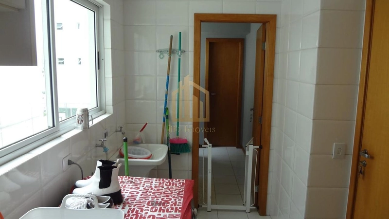 Apartamento para Venda em Curitiba, Alto da Glória, 5 dormitórios, 2 suítes, 5 banheiros, 1 vaga: 12ª foto da galeria de imagens do imóvel