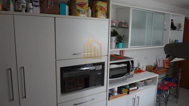 Apartamento para Venda em Curitiba, Alto da Glória, 5 dormitórios, 2 suítes, 5 banheiros, 1 vaga: 9ª foto da galeria de imagens do imóvel