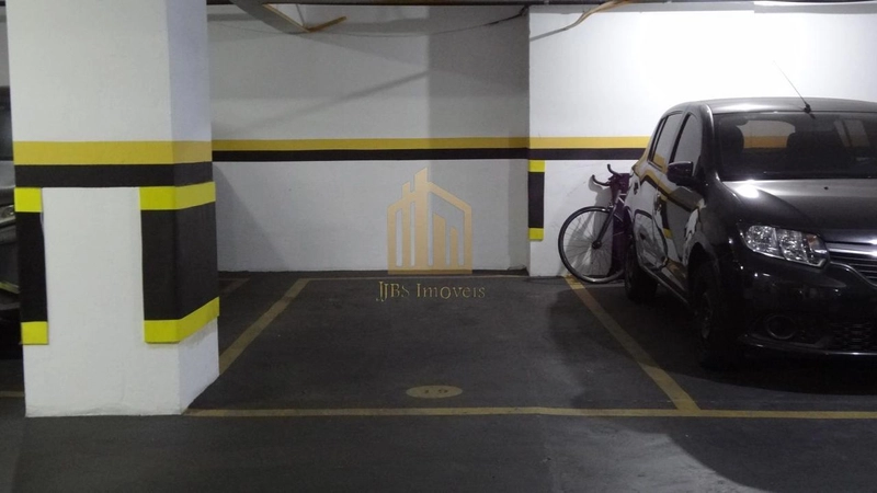 Apartamento para Venda em Curitiba, Alto da Glória, 5 dormitórios, 2 suítes, 5 banheiros, 1 vaga: 22ª foto da galeria de imagens do imóvel