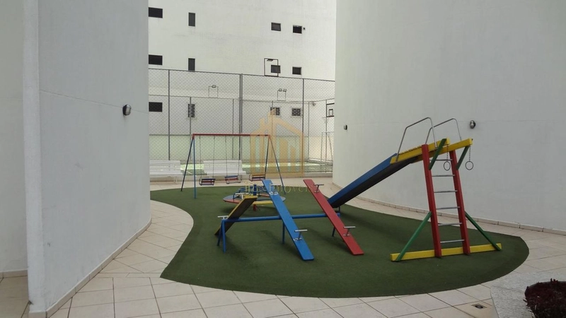 Apartamento para Venda em Curitiba, Alto da Glória, 5 dormitórios, 2 suítes, 5 banheiros, 1 vaga: 24ª foto da galeria de imagens do imóvel