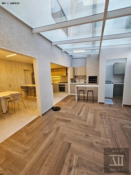 Sobrado para Venda em Curitiba, Boa Vista, 3 dormitórios, 1 suíte, 3 banheiros, 2 vagas: 16ª foto da galeria de imagens do imóvel