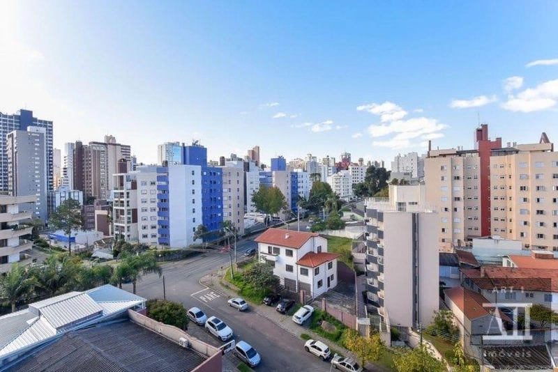 Cobertura para Venda em Curitiba, Bigorrilho, 3 dormitórios, 1 suíte, 2 banheiros, 2 vagas: 1ª foto da galeria de imagens do imóvel