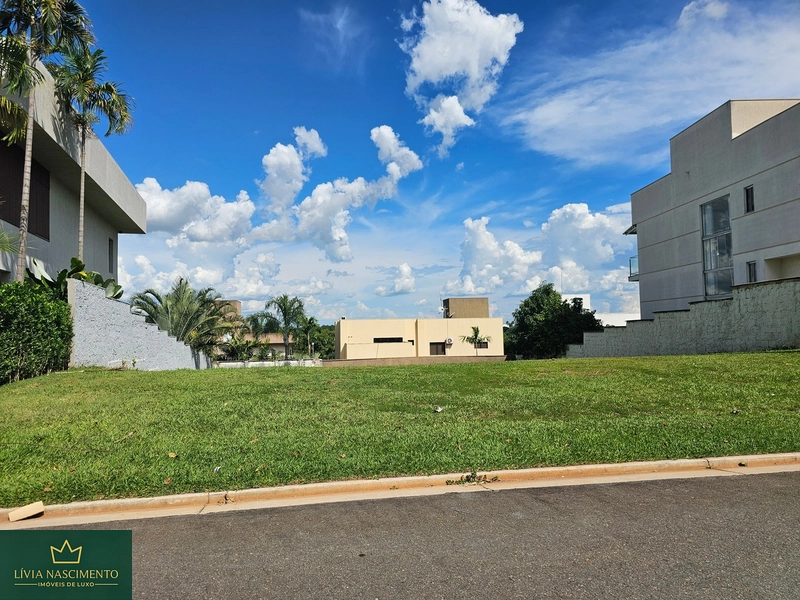 Alphaville Flmboyant Residencial Araguaia: 1ª foto da galeria de imagens do imóvel
