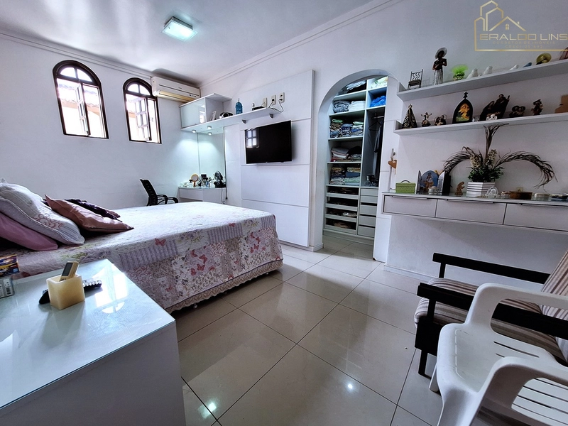 Casa Espaçosa e Versátil na Pituba : 36ª foto da galeria de imagens do imóvel