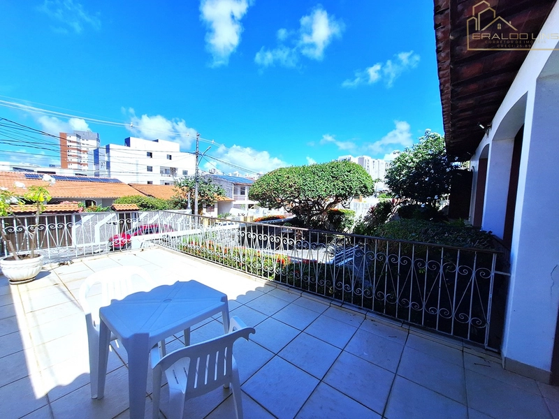 Casa Espaçosa e Versátil na Pituba : 6ª foto da galeria de imagens do imóvel