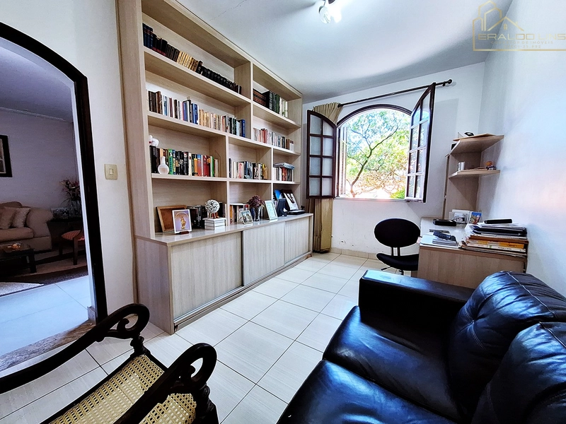 Casa Espaçosa e Versátil na Pituba : 9ª foto da galeria de imagens do imóvel