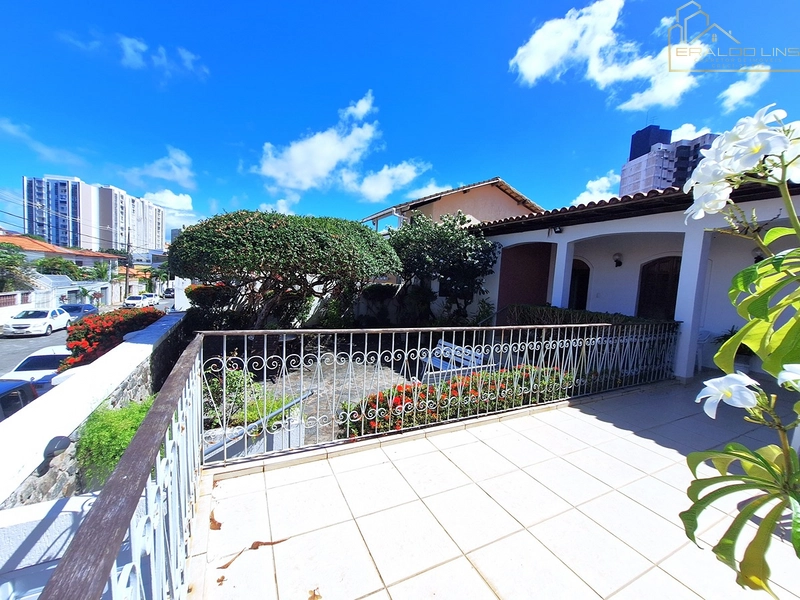 Casa Espaçosa e Versátil na Pituba : 2ª foto da galeria de imagens do imóvel