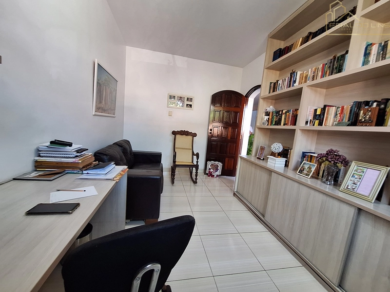 Casa Espaçosa e Versátil na Pituba : 11ª foto da galeria de imagens do imóvel