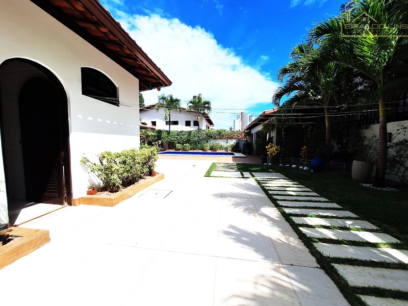 CASA DE ALTO PADRÃO NO CAMINHO DAS ÁRVORES: 10ª foto da galeria de imagens do imóvel