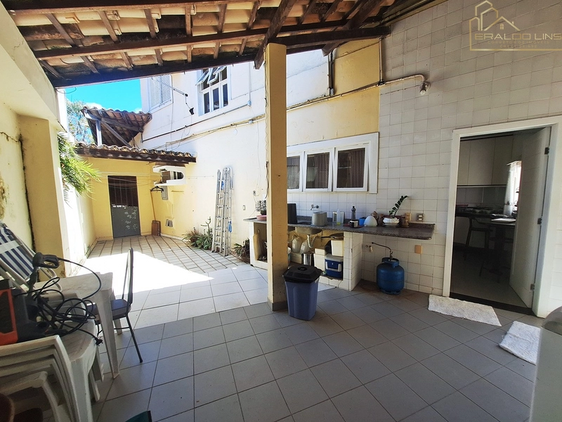CASA NO CAMINHO DAS ÁRVORES — ALAMEDA DOS EUCALIPTOS: 7ª foto da galeria de imagens do imóvel