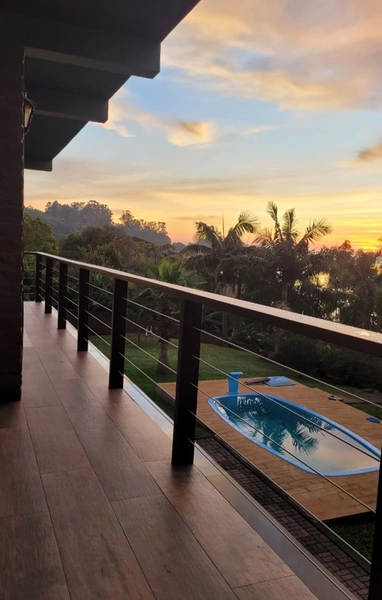 Um Paraíso na beira da lagoa com vista para a montanha: 6ª foto da galeria de imagens do imóvel