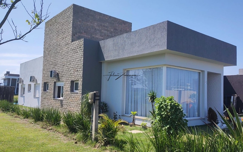 CASA NO CONDOMÍNIO RIVIERA: 4ª foto da galeria de imagens do imóvel