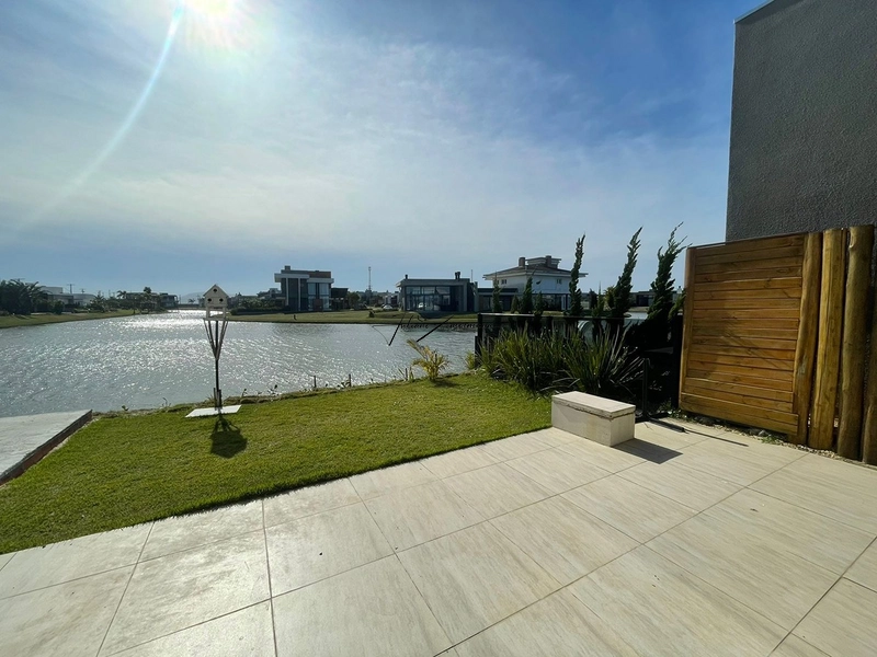 CASA NO CONDOMÍNIO RIVIERA: 17ª foto da galeria de imagens do imóvel