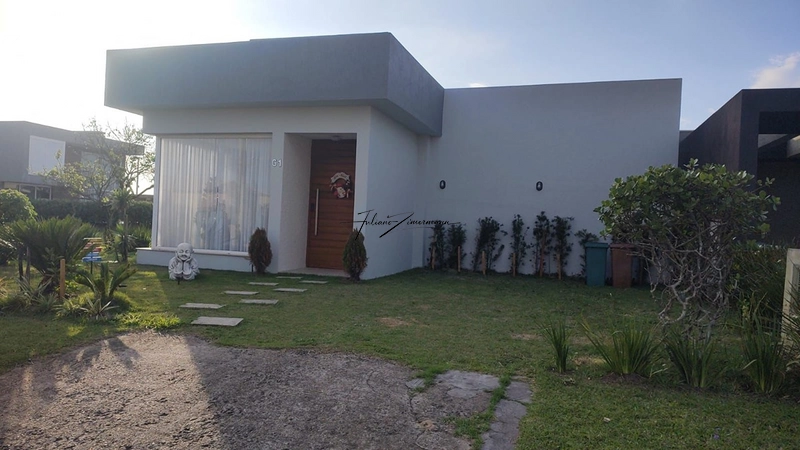 CASA NO CONDOMÍNIO RIVIERA: 3ª foto da galeria de imagens do imóvel