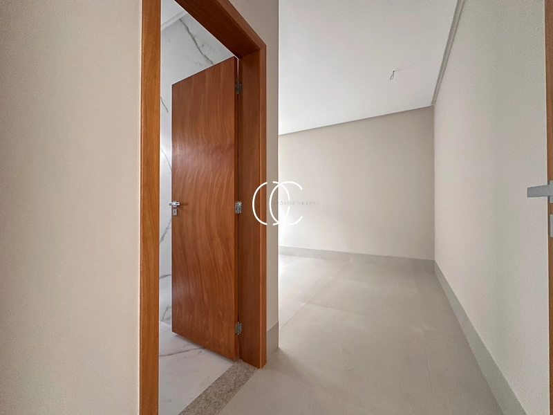 Espetacular casa fundo mata em Alphaville Flamboyant Ipês em Goiânia: 16ª foto da galeria de imagens do imóvel