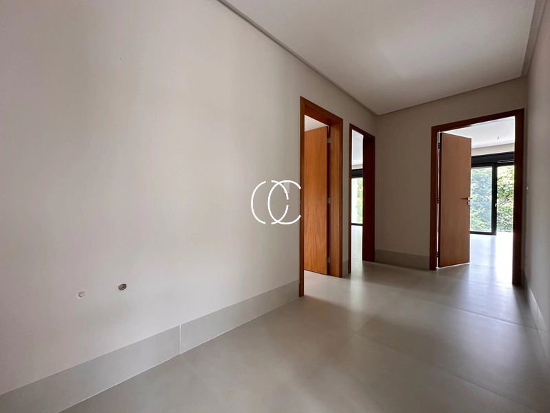 Espetacular casa fundo mata em Alphaville Flamboyant Ipês em Goiânia: 30ª foto da galeria de imagens do imóvel