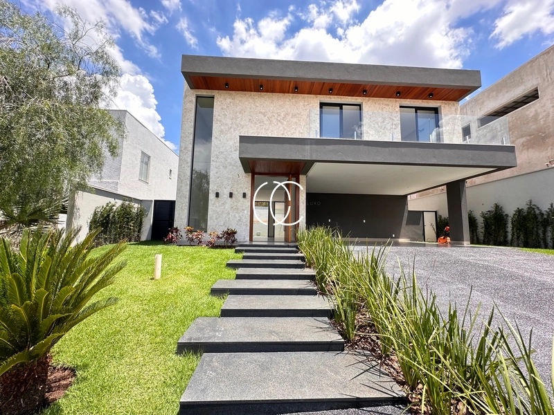Casa sobrado Alphaville Araguaia: 1ª foto da galeria de imagens do imóvel