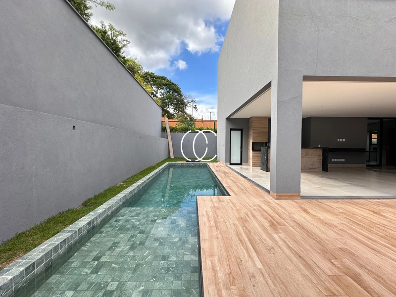 Casa sobrado Alphaville Araguaia: 2ª foto da galeria de imagens do imóvel