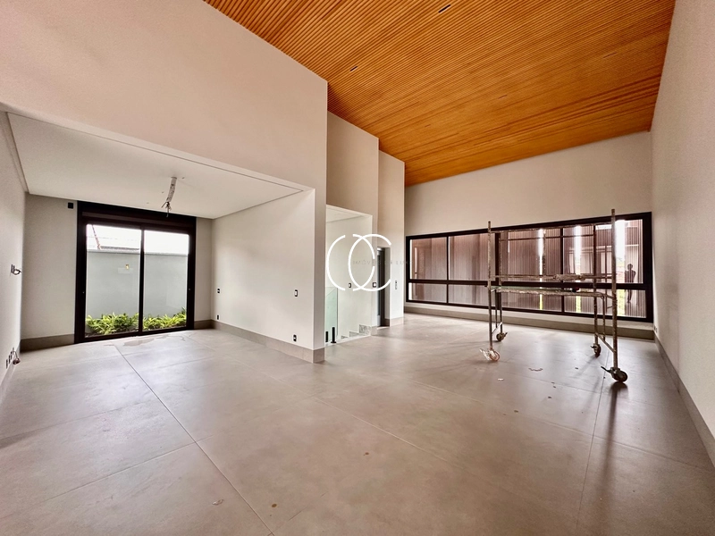 Casa sobrado Jardins Itália: 3ª foto da galeria de imagens do imóvel
