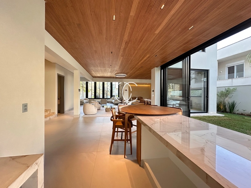 🏡 Casa de Luxo à Venda – Exclusividade e Sofisticação em Alphaville Flamboyant : 26ª foto da galeria de imagens do imóvel