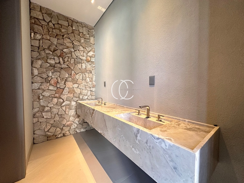 🏡 Casa de Luxo à Venda – Exclusividade e Sofisticação em Alphaville Flamboyant : 22ª foto da galeria de imagens do imóvel