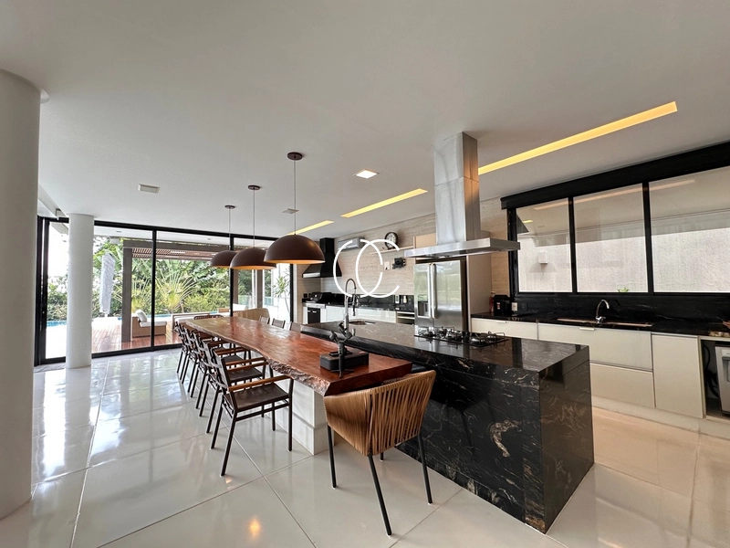 Casa de Luxo no Alphaville Araguaia: 5ª foto da galeria de imagens do imóvel