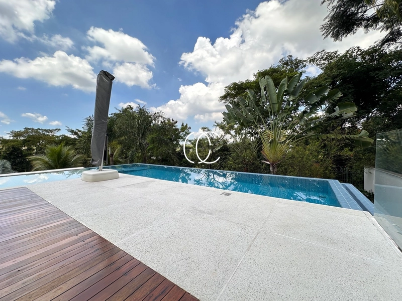 Casa de Luxo no Alphaville Araguaia: 16ª foto da galeria de imagens do imóvel