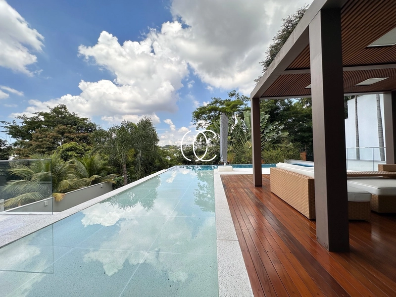 Casa de Luxo no Alphaville Araguaia: 14ª foto da galeria de imagens do imóvel