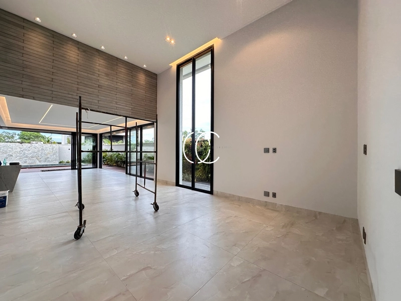 Casa térrea moderna Portal do Sol Golf Green: 3ª foto da galeria de imagens do imóvel