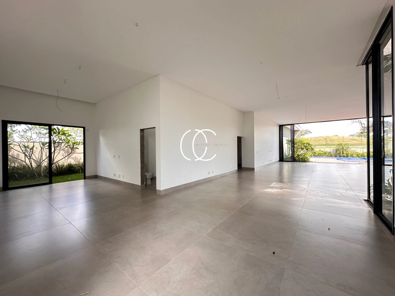 Deslumbrante casa térrea no Portal do Sol Golf em Goiânia: 3ª foto da galeria de imagens do imóvel