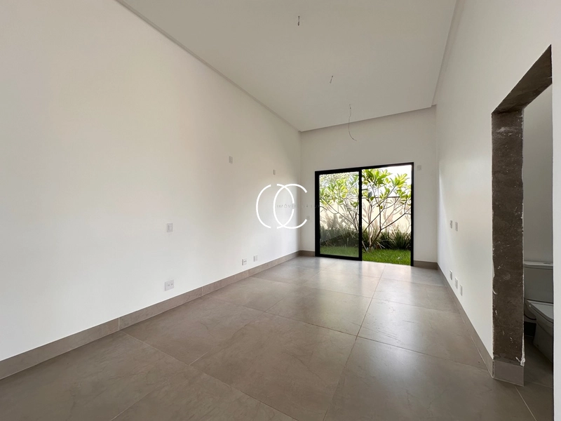 Deslumbrante casa térrea no Portal do Sol Golf em Goiânia: 4ª foto da galeria de imagens do imóvel