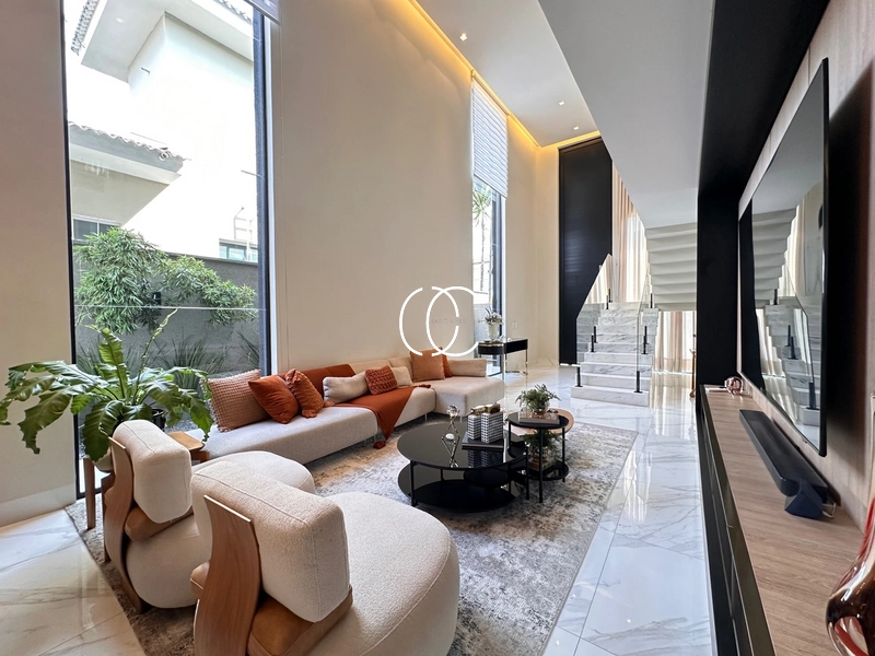 Casa Sobrado Mobiliada no Jardins Madri: 4ª foto da galeria de imagens do imóvel