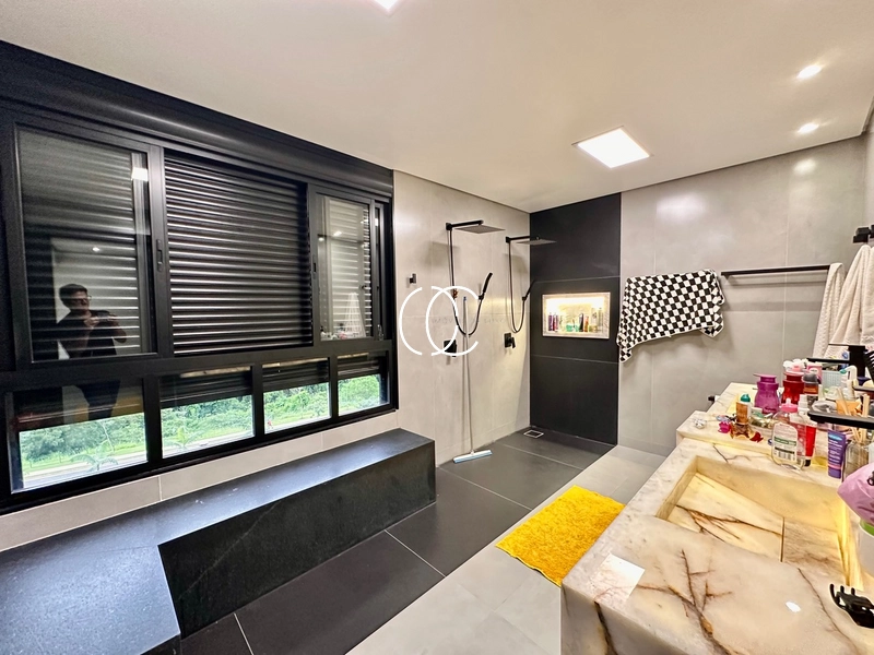 Casa duplex moderna no Plateau D’or: 24ª foto da galeria de imagens do imóvel