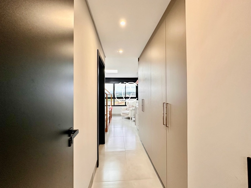 Casa duplex moderna no Plateau D’or: 15ª foto da galeria de imagens do imóvel
