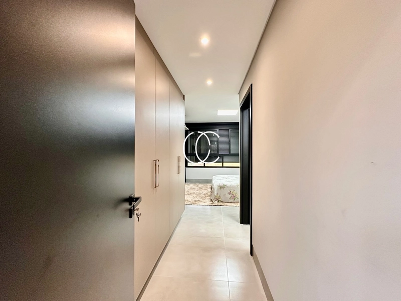 Casa duplex moderna no Plateau D’or: 10ª foto da galeria de imagens do imóvel