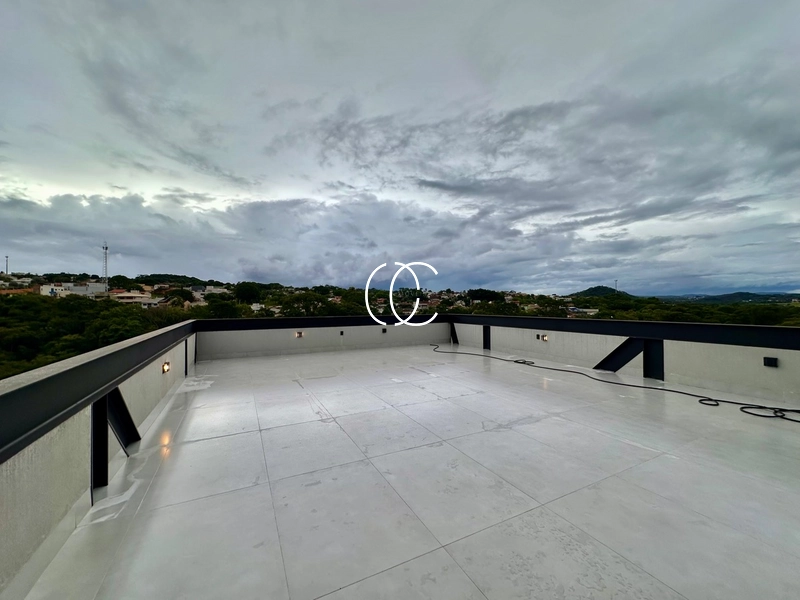 Casa duplex moderna no Plateau D’or: 30ª foto da galeria de imagens do imóvel
