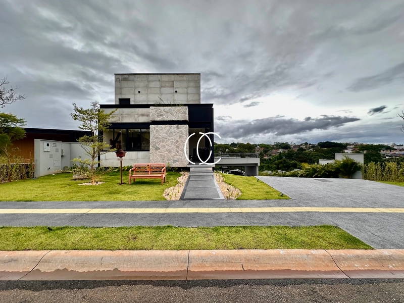 Casa duplex moderna no Plateau D’or: 1ª foto da galeria de imagens do imóvel