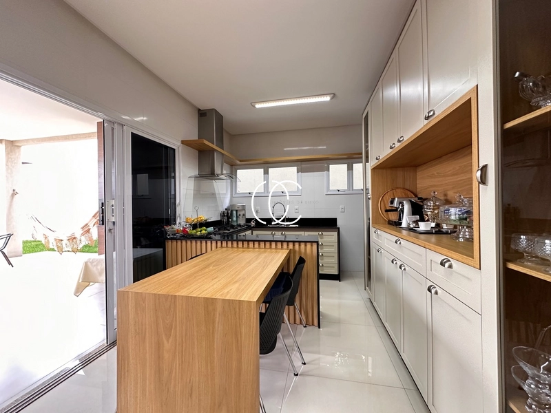 Casa sobrado Alphaville Araguaia: 5ª foto da galeria de imagens do imóvel