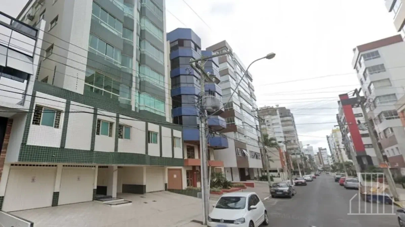 CONDOMÍNIO EDIFÍCIO PIRAMIDE