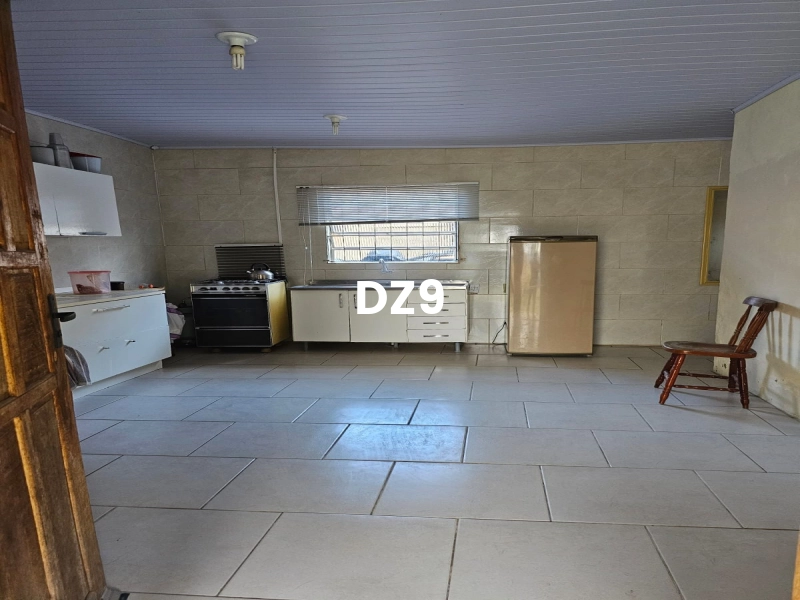 CASA COM 2 DORM: 8ª foto da galeria de imagens do imóvel