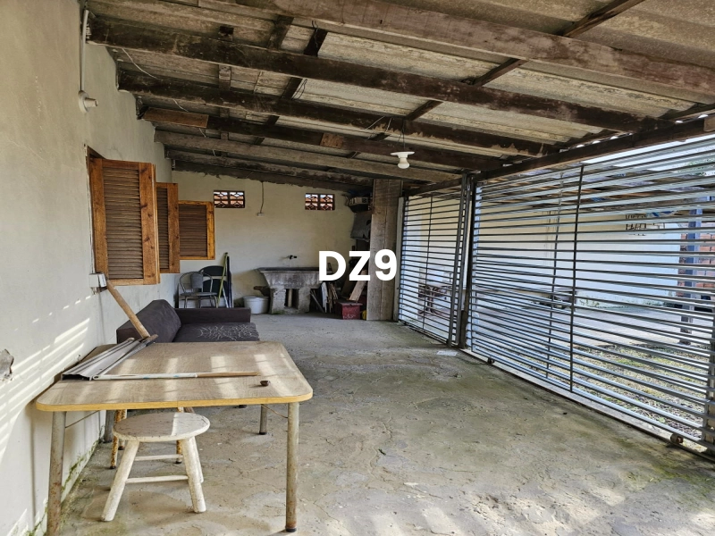 CASA COM 2 DORM: 7ª foto da galeria de imagens do imóvel