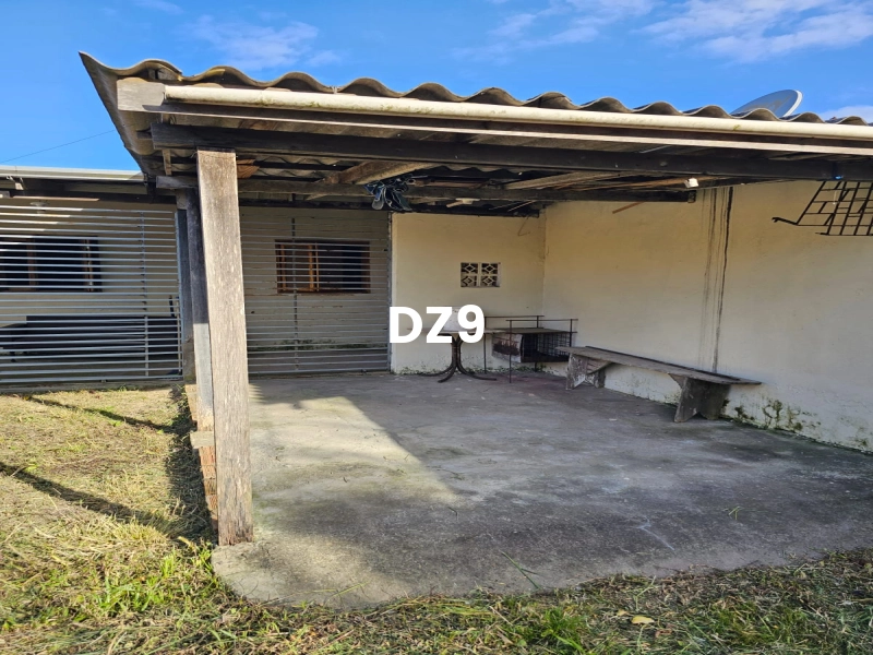 CASA COM 2 DORM: 4ª foto da galeria de imagens do imóvel