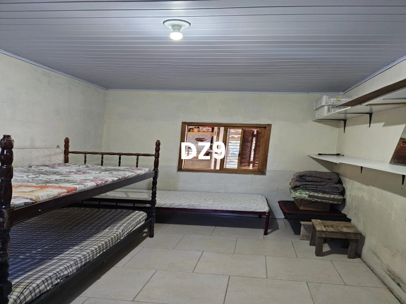 CASA COM 2 DORM: 15ª foto da galeria de imagens do imóvel