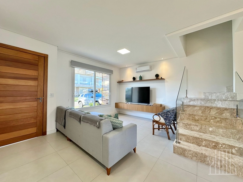 ESPETACULAR SOBRADO BEIRA LAGO NO CONDOMÍNIO MURANO!: 1ª foto da galeria de imagens do imóvel