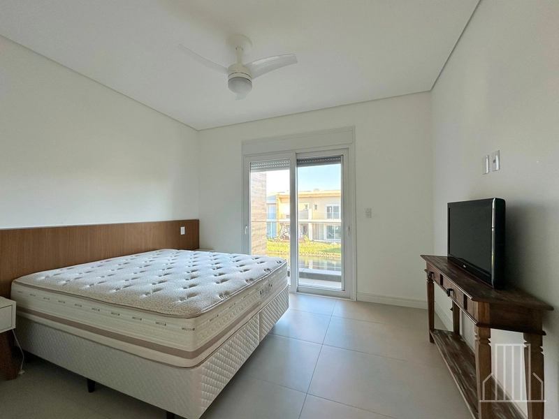 ESPETACULAR SOBRADO BEIRA LAGO NO CONDOMÍNIO MURANO!: 19ª foto da galeria de imagens do imóvel